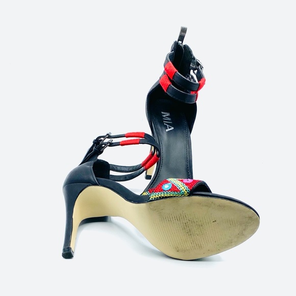 MIA - Picture 4 of 4